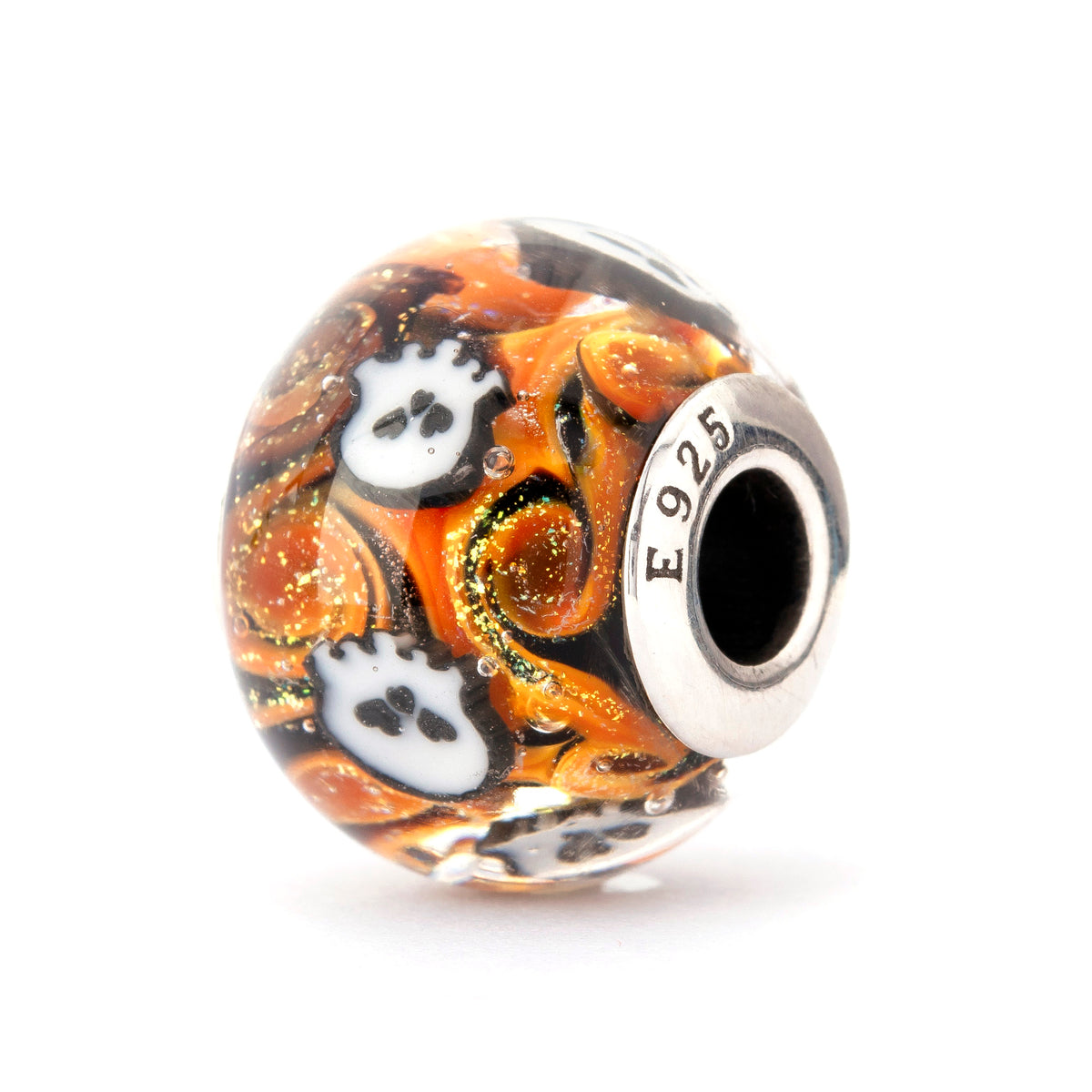 Fire Skulls World — 360° view 23 of 36