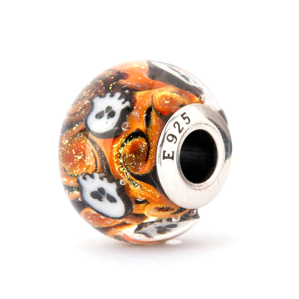Fire Skulls World — 360° view 24 of 36