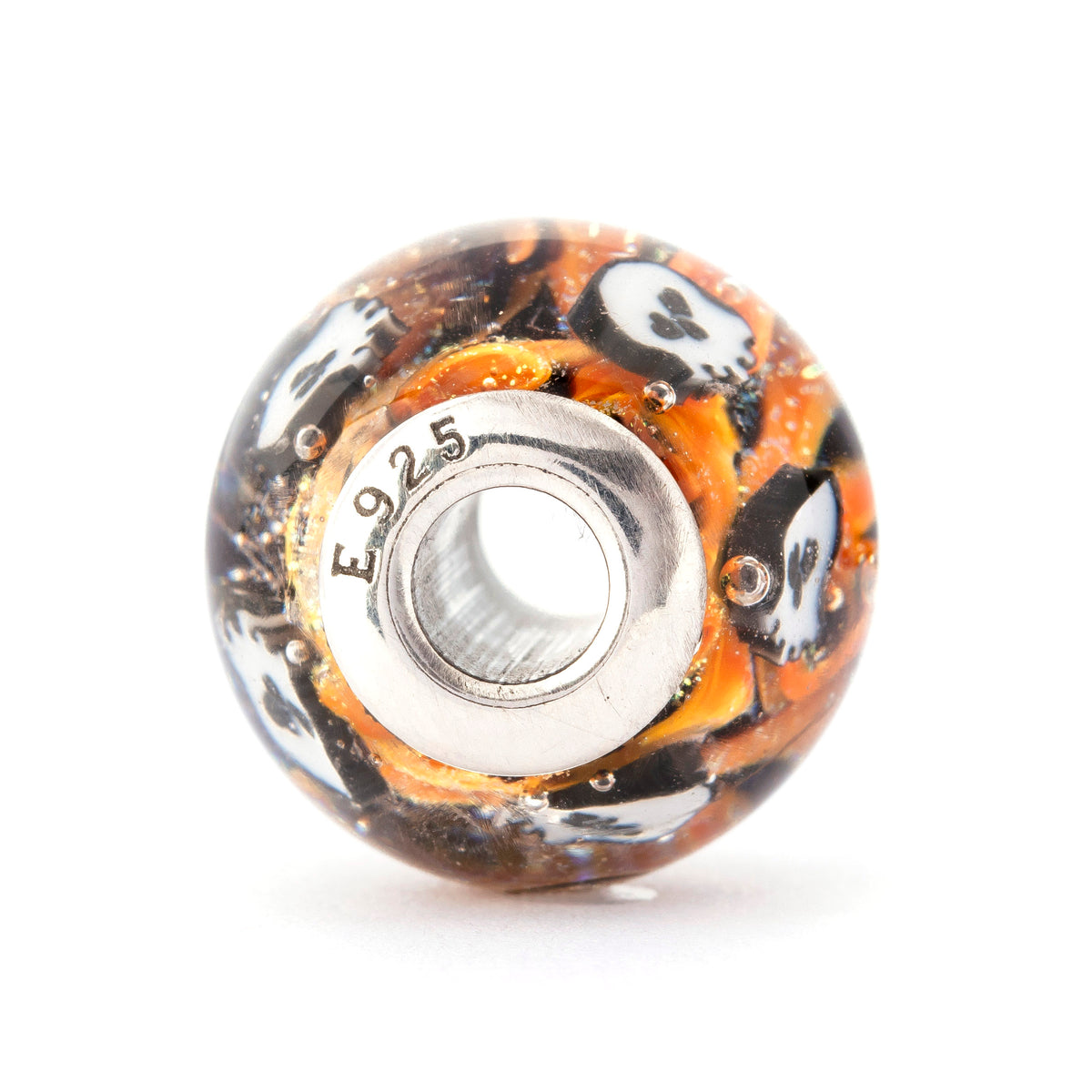 Fire Skulls World — 360° view 29 of 36