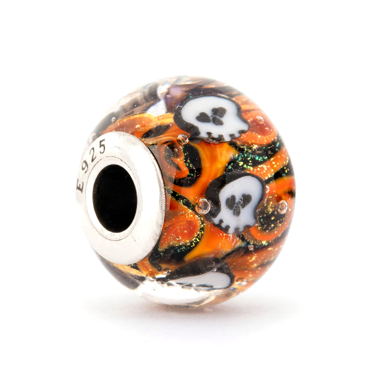 Fire Skulls World — 360° view 33 of 36