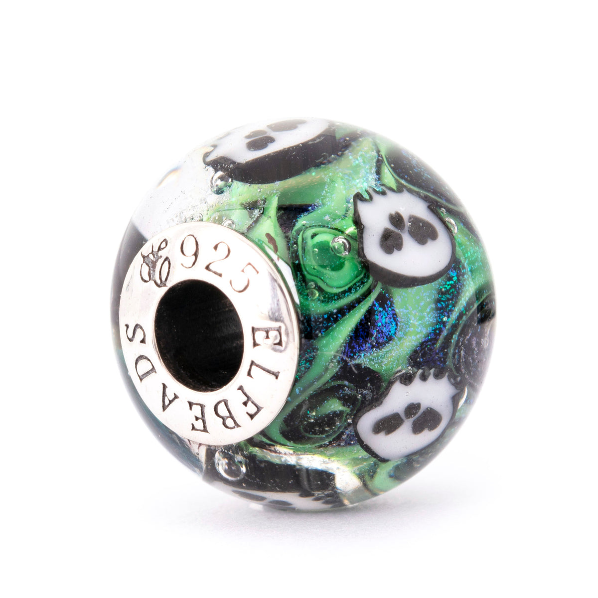 Ghostlight Skulls World — 360° view 14 of 36