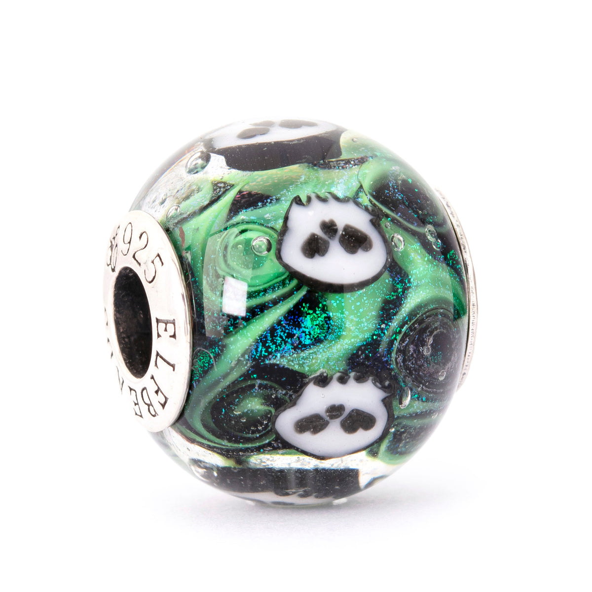 Ghostlight Skulls World — 360° view 17 of 36