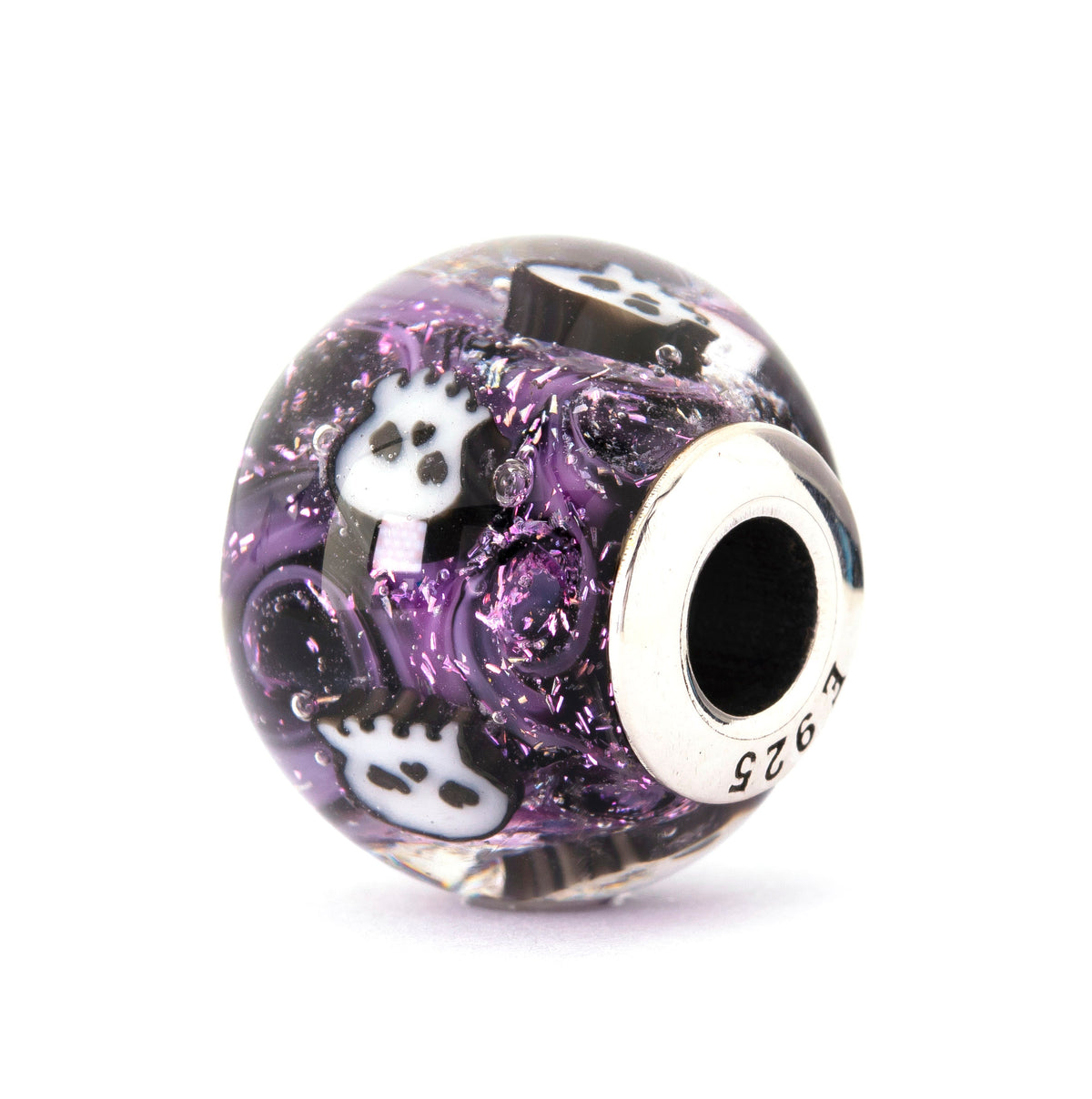 Midnight Skulls World — 360° view 23 of 36