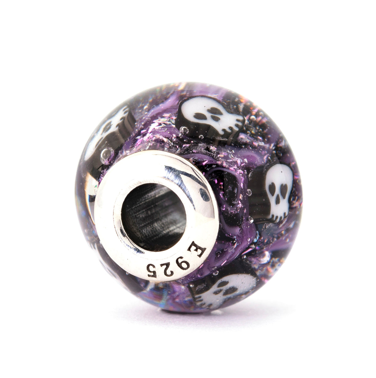 Midnight Skulls World — 360° view 30 of 36