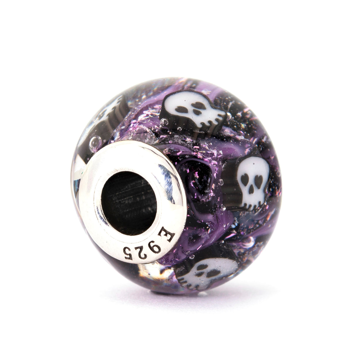 Midnight Skulls World — 360° view 31 of 36