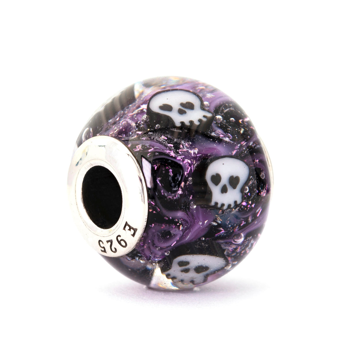 Midnight Skulls World — 360° view 33 of 36
