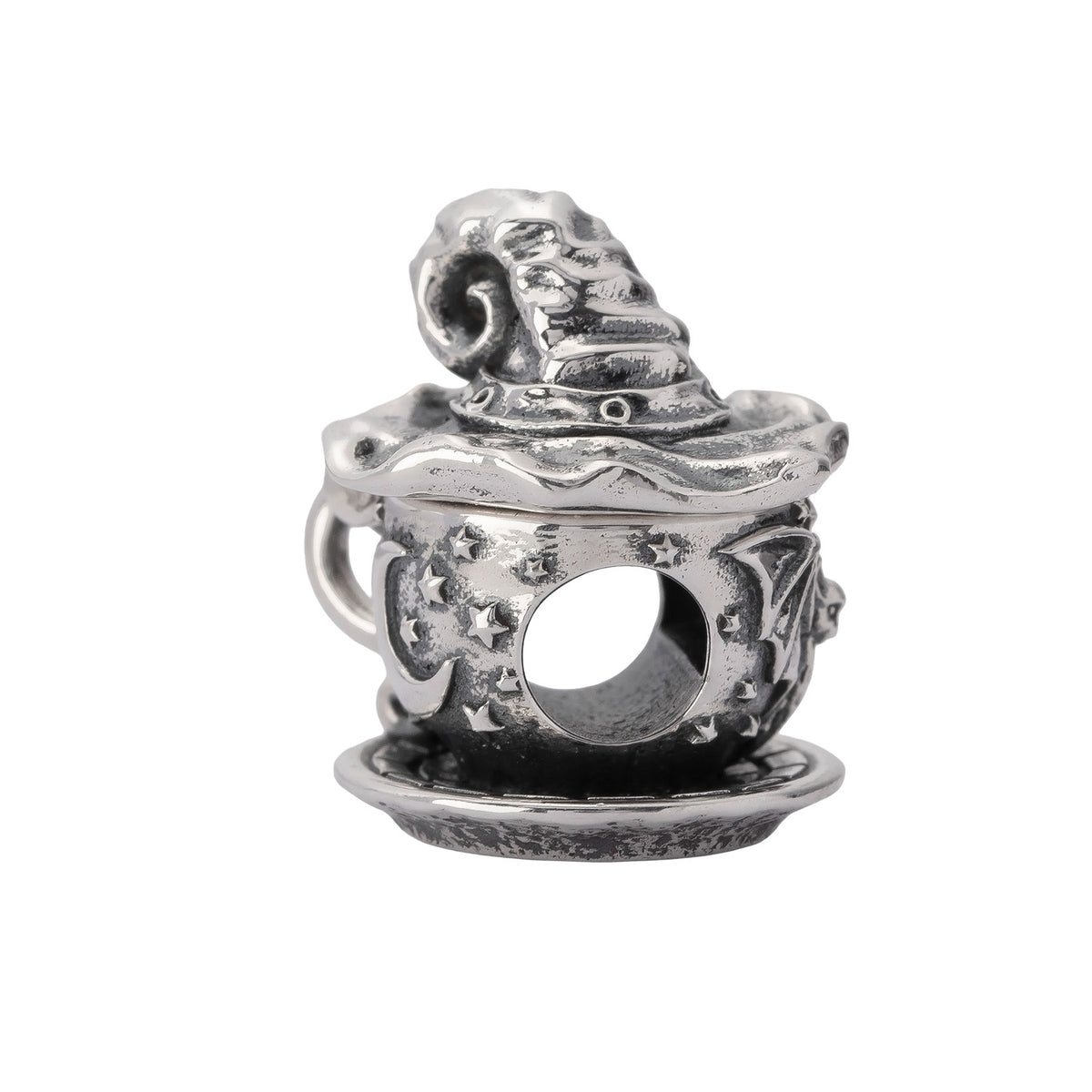 The Witch’s Teacup — 360° view 26 of 36