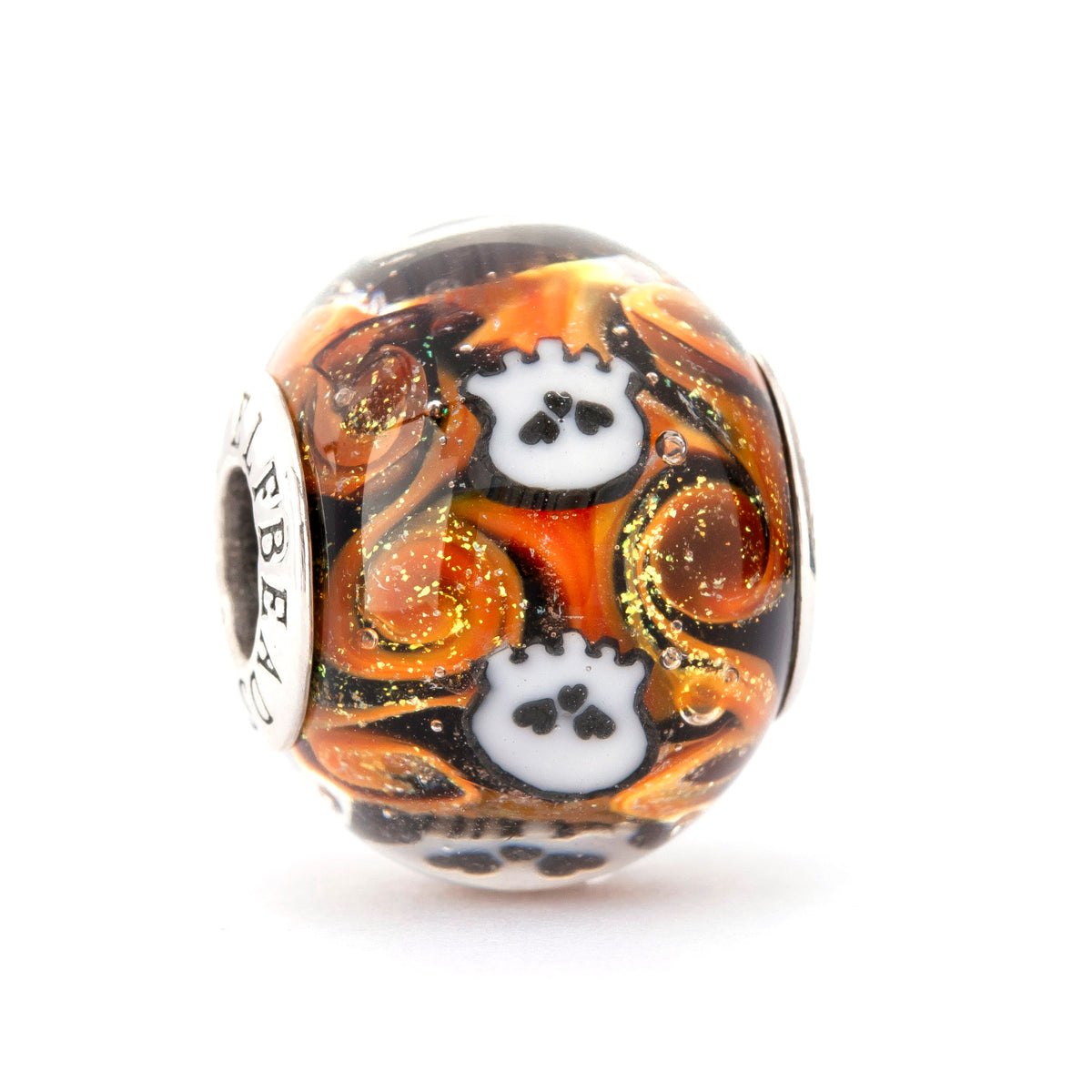 Fire Skulls World — 360° view 18 of 36