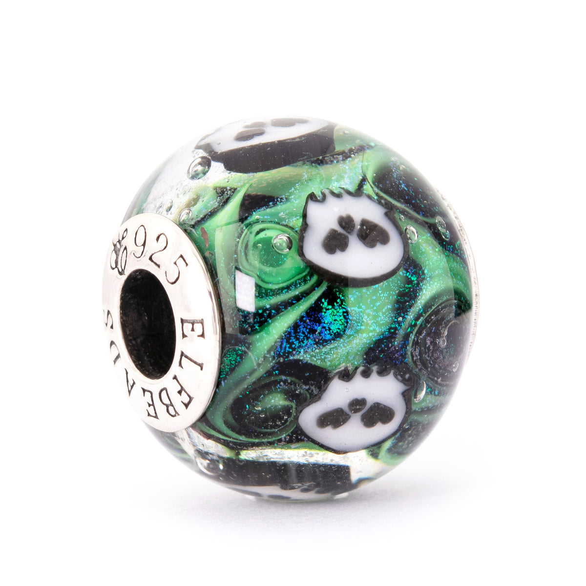 Ghostlight Skulls World — 360° view 16 of 36