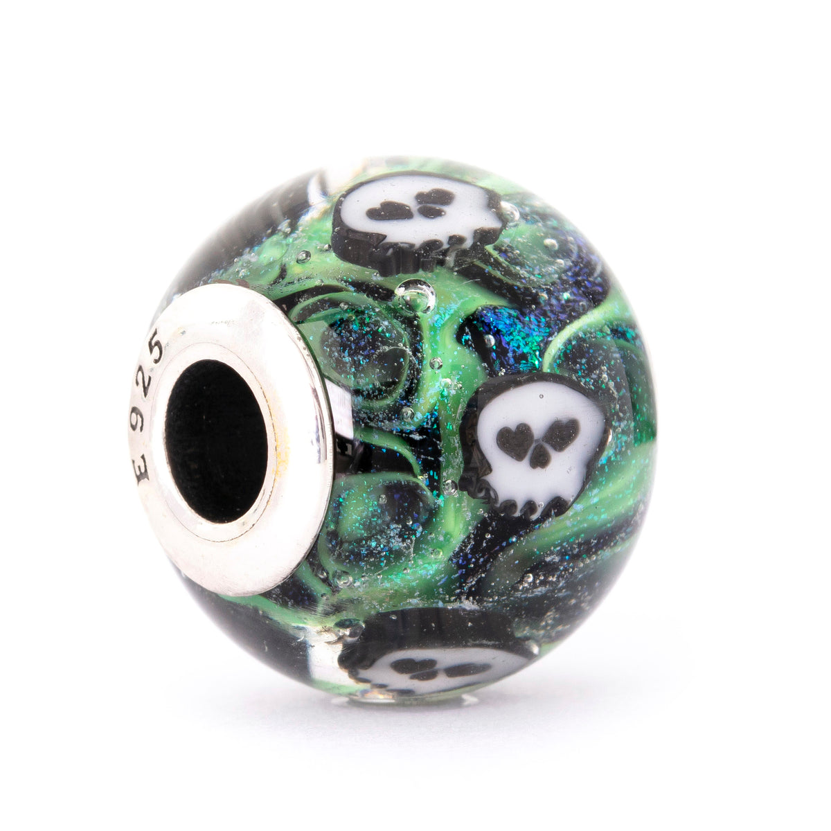Ghostlight Skulls World — 360° view 33 of 36