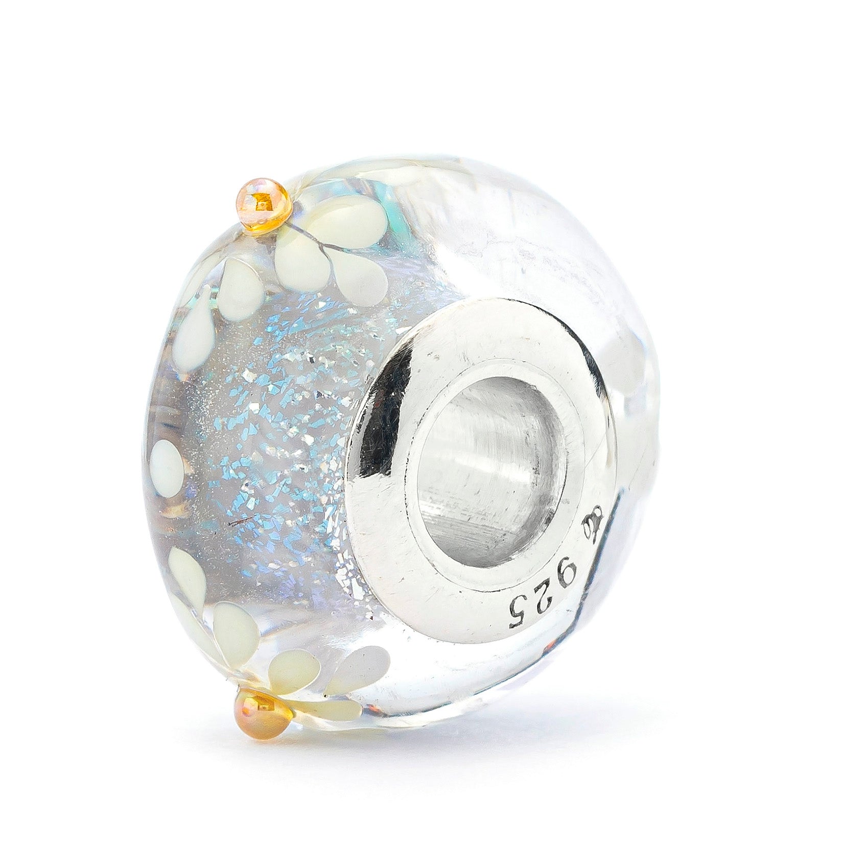 Glistening Snowpetals