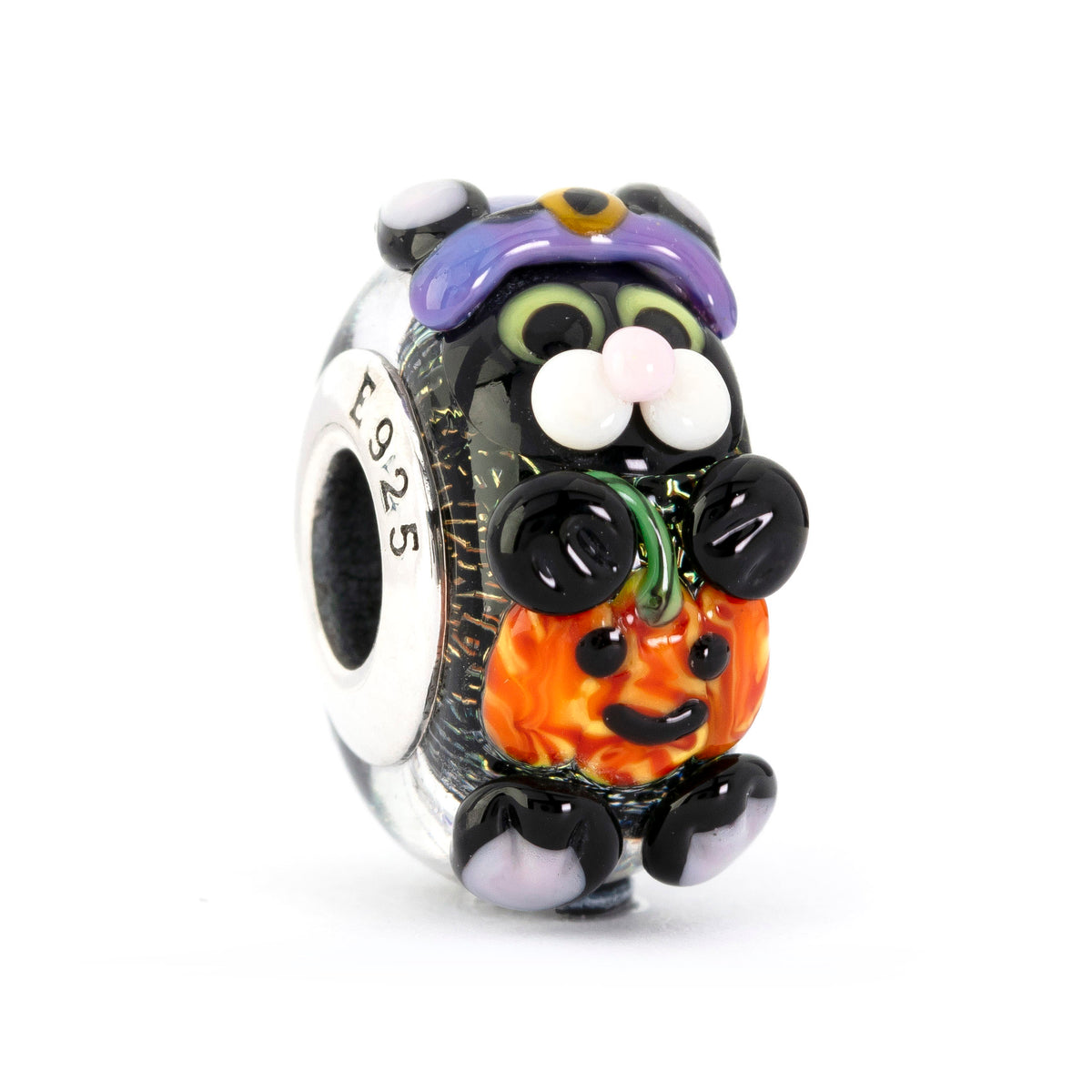 Hocus Purrcus — 360° view 35 of 36