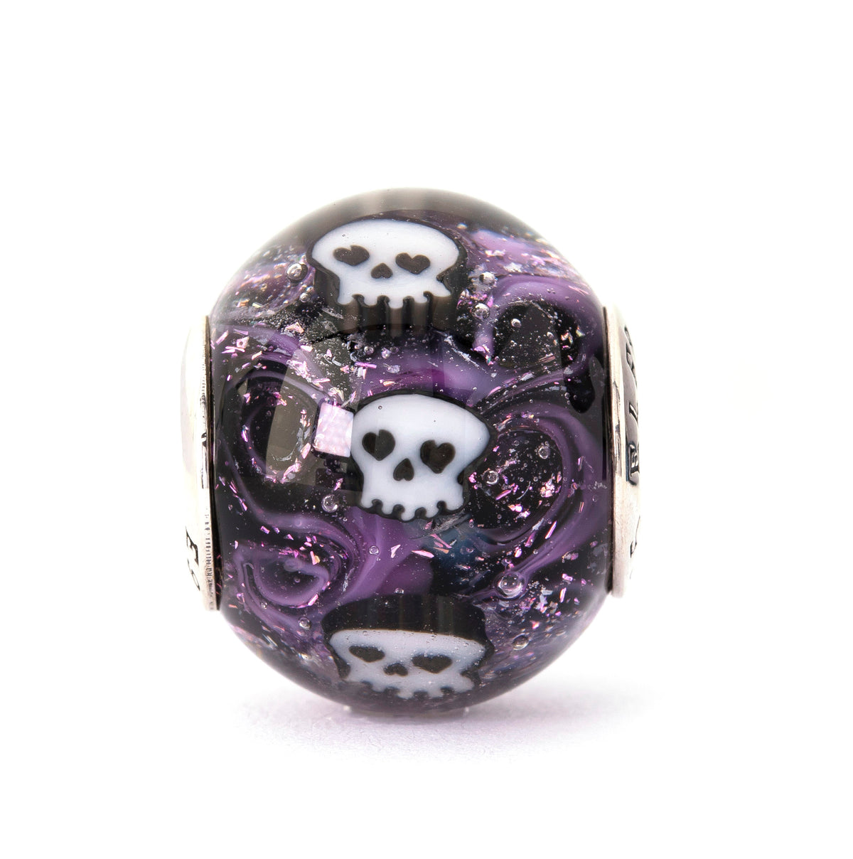 Midnight Skulls World — 360° view 01 of 36