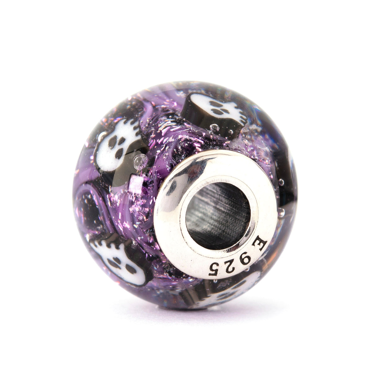 Midnight Skulls World — 360° view 26 of 36